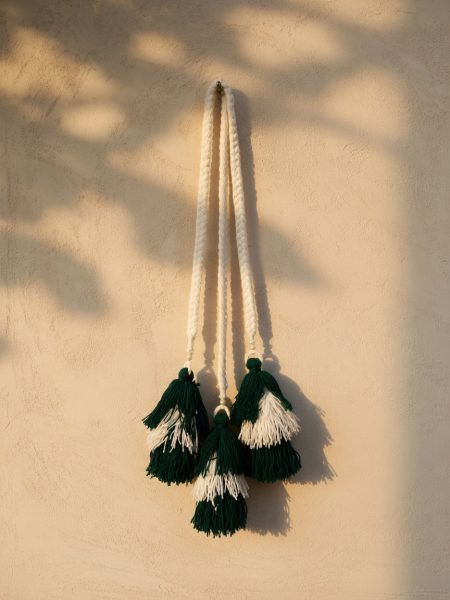 Parcham paranda (safaid/white)